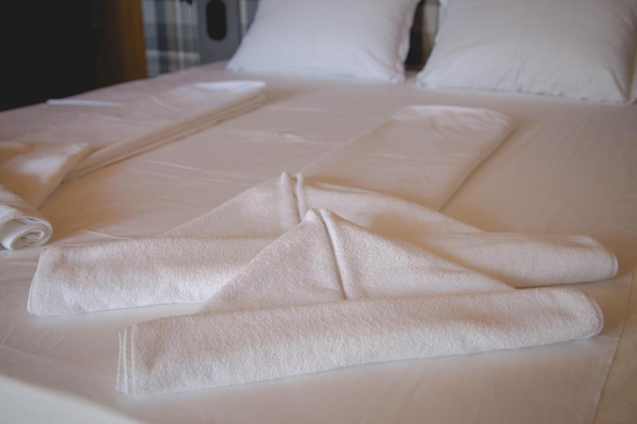 נסבר Prince Cyril Hotel מראה חיצוני תמונה