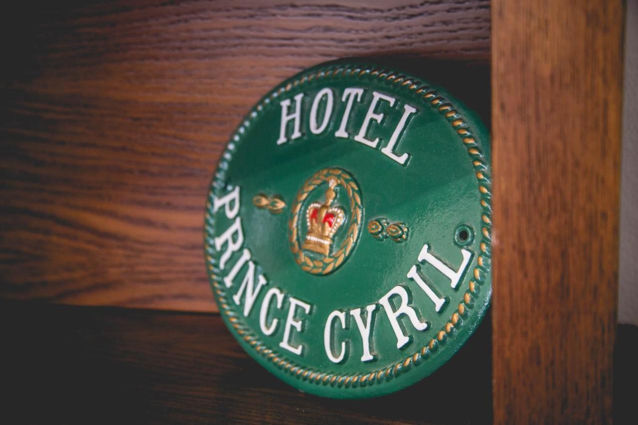 נסבר Prince Cyril Hotel מראה חיצוני תמונה