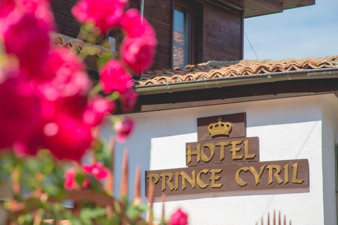 נסבר Prince Cyril Hotel מראה חיצוני תמונה